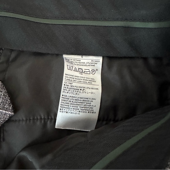 Banana Republic grey check Avery fit pants, size 6 - Picture 7 of 8
